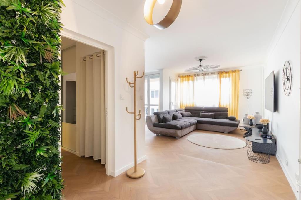 Cabana & Le Grand Appartement Lumineux Macon Ngoại thất bức ảnh